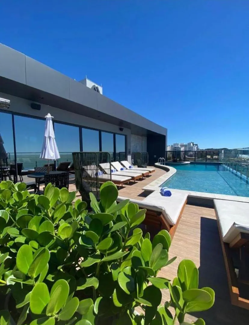 Apartamento Duplo Luxo Com Jacuzi 6 Lugares Itajai